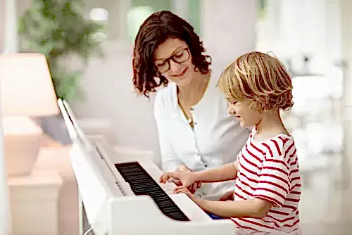 5 Yas Piyano Dersi 1