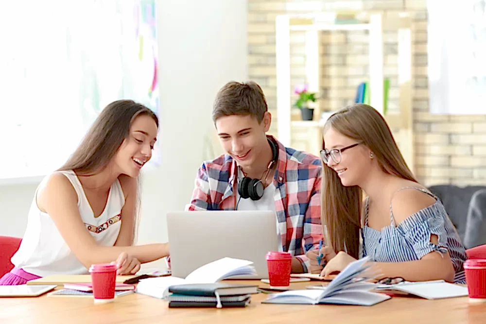 genç piyano eğitimleri